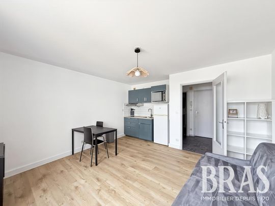 Location Appartement 1 pièce Meublé 27m² NANTES 44100 - Photo 1