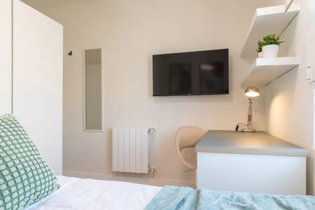 Avenida del Cardenal Herrera Oria, Madrid, Community of Madrid 28034 - Photo 2