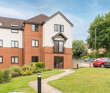 Eaton Avenue, High Wycombe - Photo 6