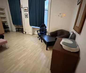 Room in a Shared Flat, Berkeley Street, G3 - Photo 1