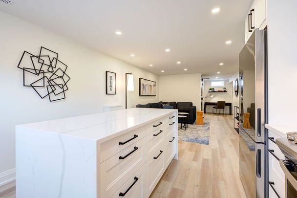 For Lease - 1456 Olga Drive Unit# 1, Burlington, Ontario - Photo 1