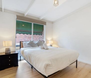 Warm, inviting and fully renovated throughout! - Photo 3