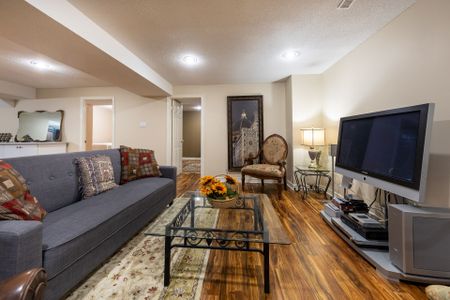 For Lease - 32 Hamills Crescent Unit# BSMT, Richmond Hill, Ontario - Photo 3