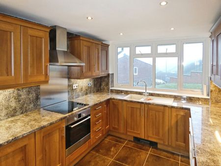 3 bedroom house to rent Lynnes Close, Blidworth, Mansfield, NG21 - Photo 5