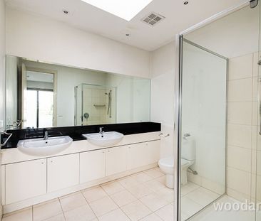 Perfectly Positioned & Exceptionally Appointed - Photo 3