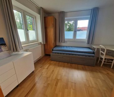 Möbliertes Zimmer (22 qm) mit eigenem Bad & Eingang in Gievenbeck - Photo 1
