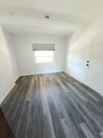 For Lease - 137 Glenmore Road, Toronto, Ontario - Photo 2