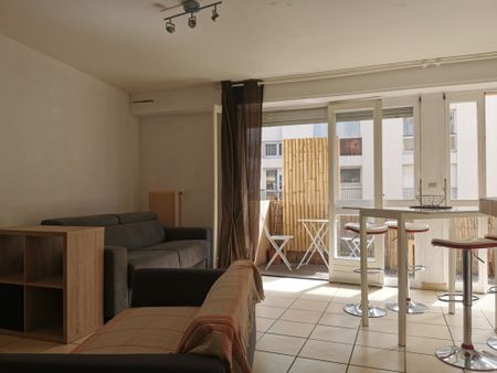 PAU CENTRE - T1 MEUBLE - Photo 4