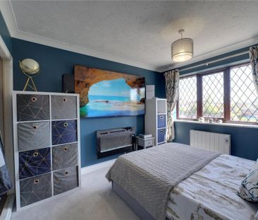 3 bedroom semi-detached house to rent - Photo 3