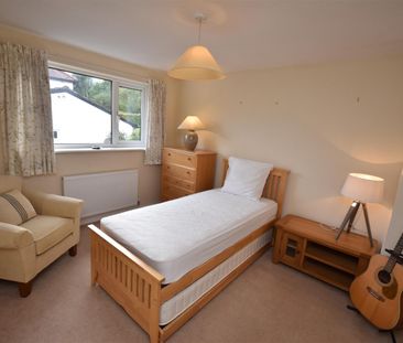 Stewart Close, Heswall - Photo 6