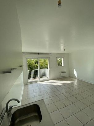 Location appartement 1 pièce, 26.20m², Sainte-Geneviève-des-Bois - Photo 1