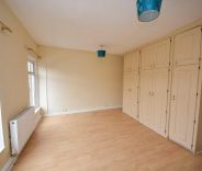 2 bed House - Terraced for Rent - Photo 3