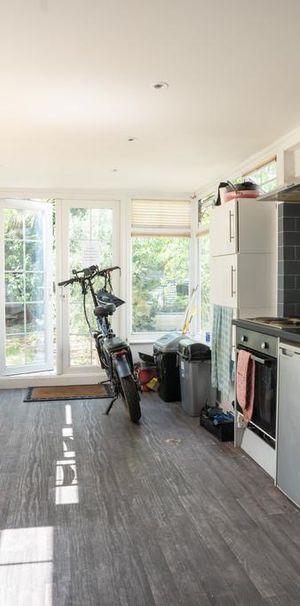 1 bedroom property to rent - Photo 1