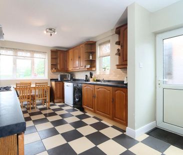 3 bedroom semi-detached house to rent - Photo 4
