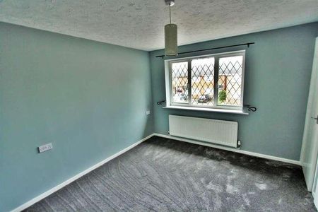 Pine Hurst Close, Leicester, LE3 - Photo 3