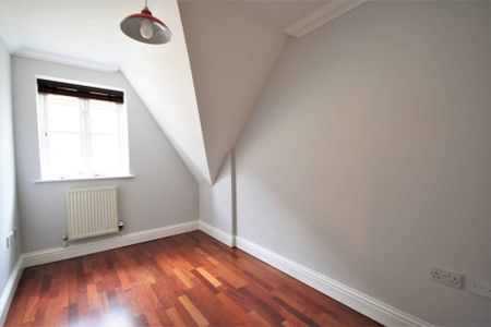 St Miles Alley, Norwich - Photo 2