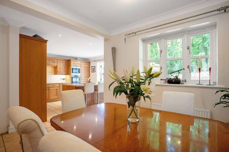 6 bedroom semi-detached house to rent - Photo 5