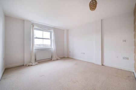 2 Bedroom Flat / Apartment - Shawford Road, Shawford - Photo 4