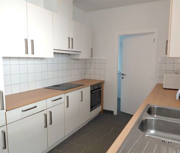 TE HUUR: Gesloten bebouwing met 2 slaapkamers in het centrum van He... - Photo 6