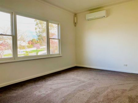 2 Bed, 1 Bath - Photo 2