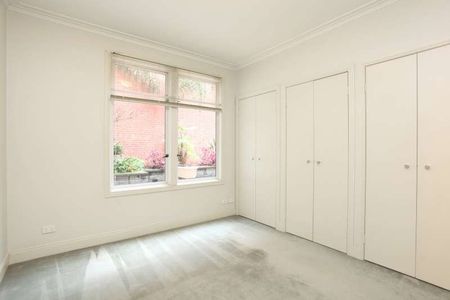 5/400 Victoria Parade, East Melbourne VIC 3002 - Photo 4