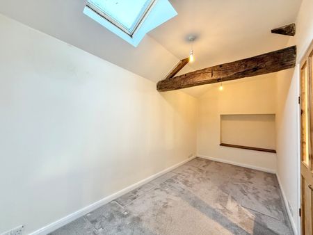 2 bedroom terraced house to rent - Photo 3