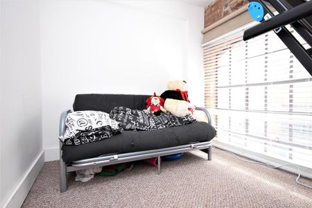 3 bedroom terraced house to rent - Photo 5