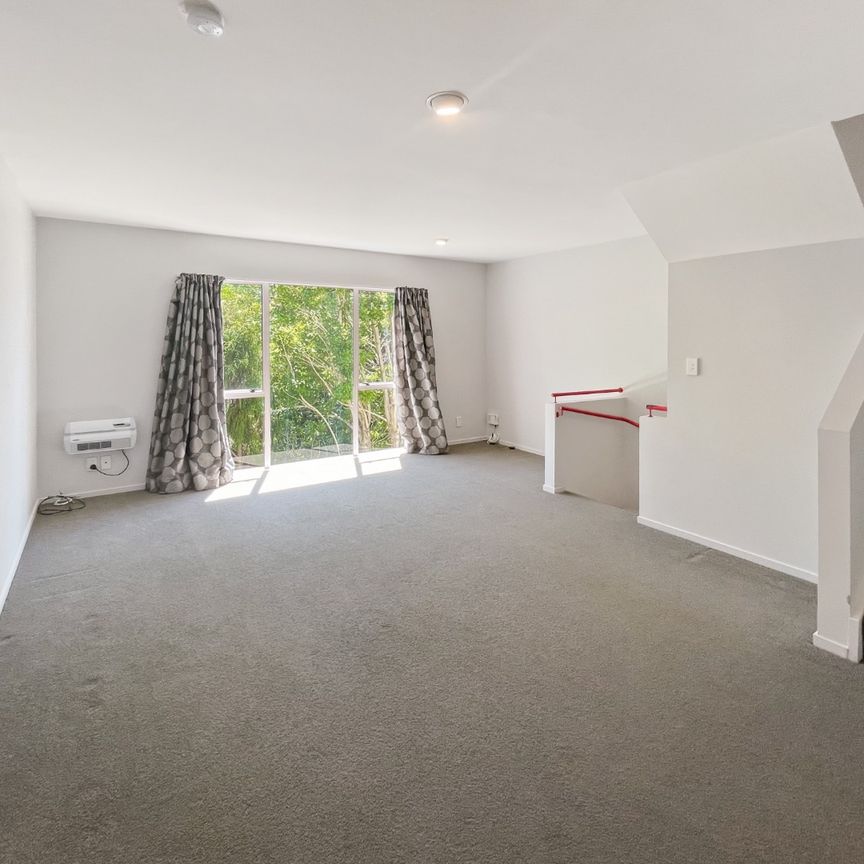 Lovely 2-bedroom home on the city end of Mt cook with garage. - Photo 1