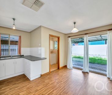 Open the Door To Easy Living & Entertainer's Delight - Photo 2