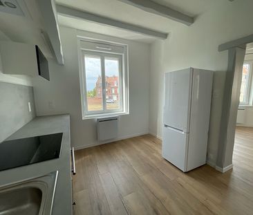 Location Appartement 2 pièces 46m² - Photo 3