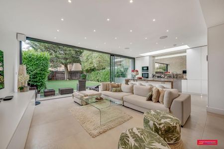 4 bedroom semi-detached house to rent - Photo 3