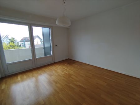 Location Appartement 4 pièces 86m² - Photo 4