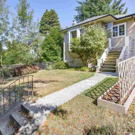 Ideal Family Home Near Trout Lake @ Nanaimo Station - Photo 4