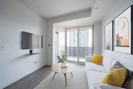 For Lease - 8 Eglinton Avenue Unit# 1412, Toronto, Ontario - Photo 2
