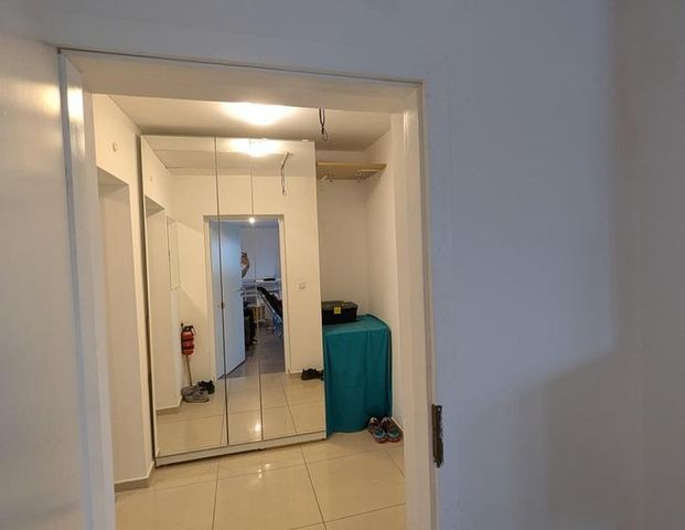 **Moderne 2-Zi.-Whg. mit EBK & offener Küche – Geringe Heizkosten dank Pelletheizung & Solar!** - Foto 1