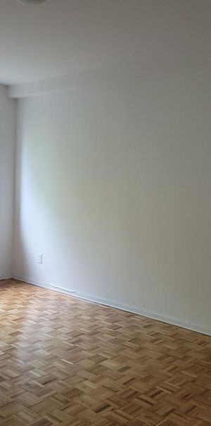 SUPERBE 4 1/2 - Photo 1