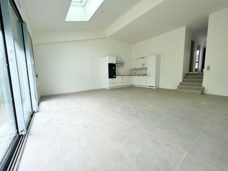Location Maison 5 pièces 116m² PONT ST MARTIN 44860 - Photo 4