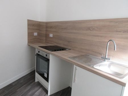 1 bedroom flat to rent - Photo 4