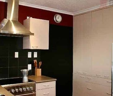 When Room is Required! - Photo 5