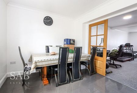 4 bedroom house to rent - Photo 3