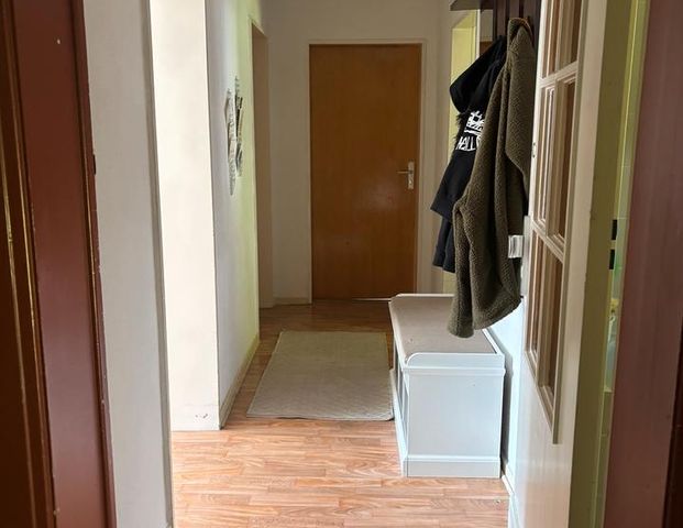 Zum 01.12.2025 gemütliche 4 Zi Wohnung in Schleswig zu vermieten - Foto 1