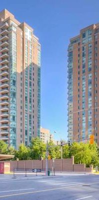 3600 / 3br - Beautiful 3-bedroom condo with great view and subway acce - Photo 1