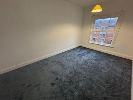 Flat 3 40 High Street - Photo 3