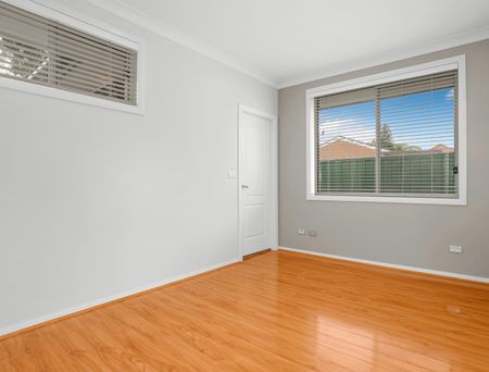 33F Douglas Road, Quakers Hill NSW 2763 - Villa For Rent | Domain - Photo 2