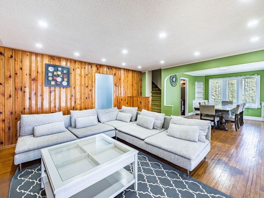 For Lease - 22625 LOYALIST PKy Parkway Unit# 7, Quinte West, Ontario - Photo 1