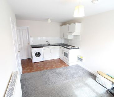 1 bedroom ground floor flat to rent - Photo 5