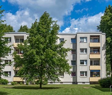 Bald frei 2-Zimmer-Wohnung in Monheim am Rhein Baumberg - Photo 1