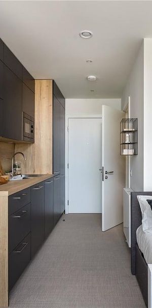 Studio to rent - Photo 1