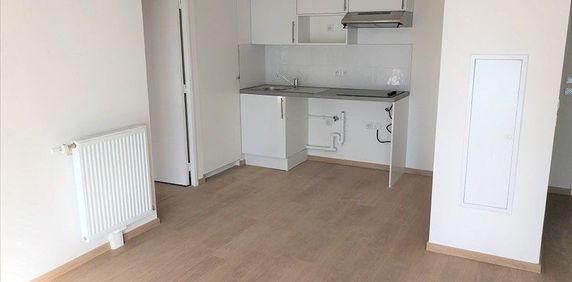 Location Appartement 3 pièces 63m² BOIS GUILLAUME 76230 - Photo 2