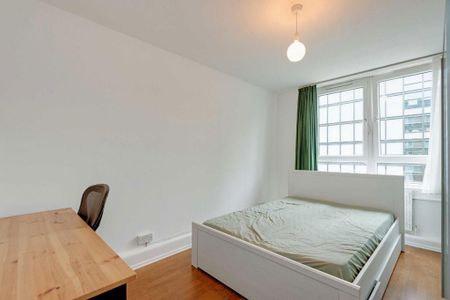 4 bedroom flat to rent - Photo 5